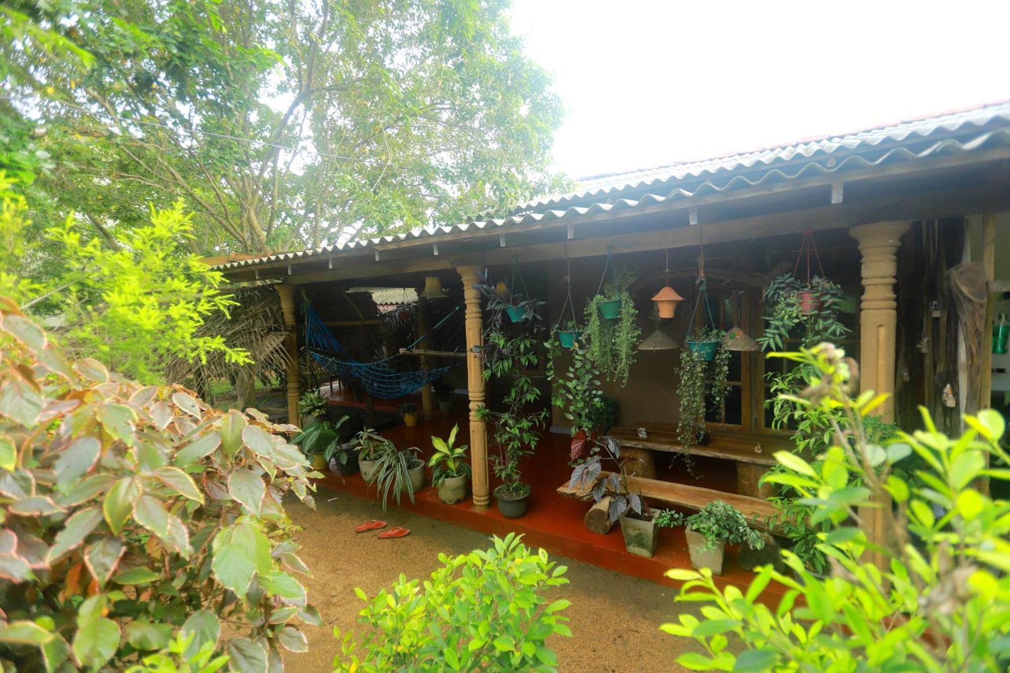Dinna Nature Hostel Sigiriya Exterior photo
